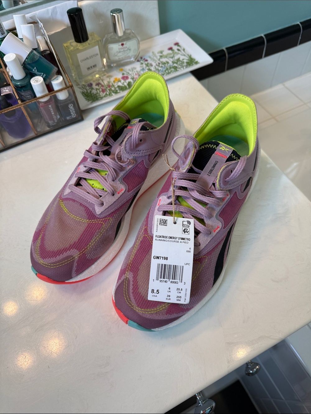 NEW Reebok Women’s Floatride Energy Symmetros 2 running shoes- Infused Lilac
